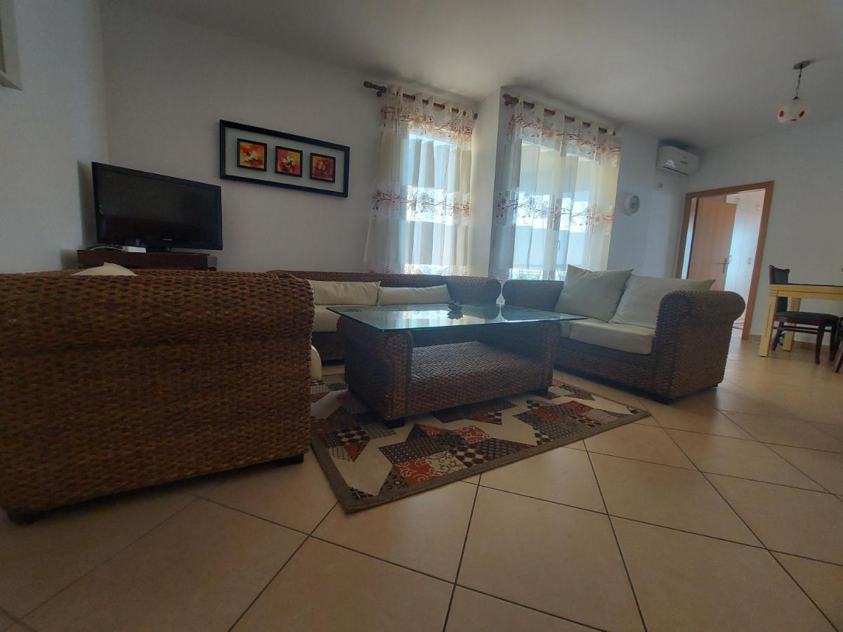 Bral Apartments 4 ドゥラス エクステリア 写真